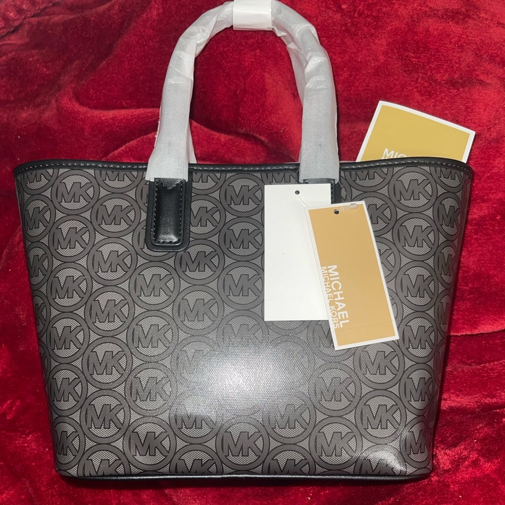 Jodie small MK bag